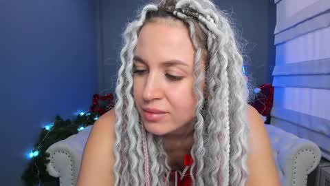 Snapshot of roxy_mars chatting on 01-03-25, 08:10 Roxy online show from 01-03-25, 08:10