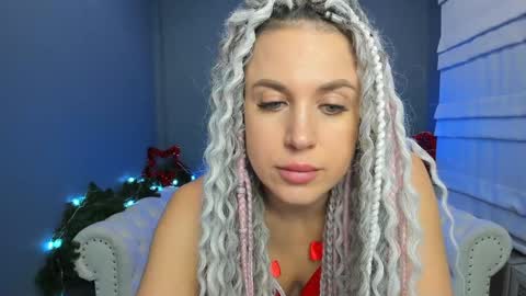 Snapshot of roxy_mars chatting on 01-04-25, 01:10 Roxy online show from 01-04-25, 01:10