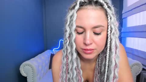 Snapshot of roxy_mars chatting on 01-08-25, 07:55 Roxy online show from 01-08-25, 07:55