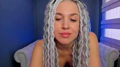 Snapshot of roxy_mars chatting on 02-16-25, 08:21 Roxy online show from 02-16-25, 08:21