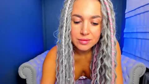 Snapshot of roxy_mars chatting on 10-09-25, 02:31 Roxy online show from 10-09-25, 02:31