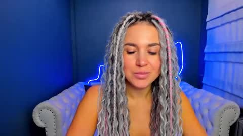 Snapshot of roxy_mars chatting on 10-11-25, 02:22 Roxy online show from 10-11-25, 02:22