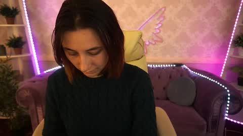 Snapshot of roxy_rayy chatting on 12-06-24, 07:56 roxy_rayy online show from 12-06-24, 07:56