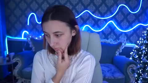 Snapshot of roxy_rayy chatting on 12-12-24, 07:48 roxy_rayy online show from 12-12-24, 07:48