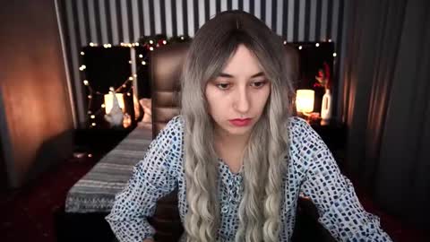 Snapshot of roxy_rayy chatting on 01-01-25, 01:59 roxy_rayy online show from 01-01-25, 01:59