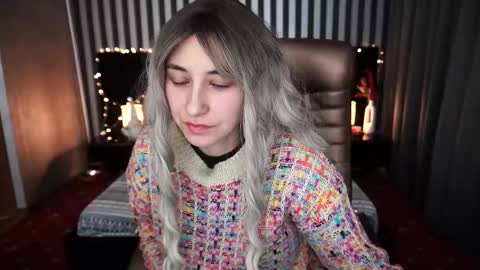 Snapshot of roxy_rayy chatting on 01-02-25, 02:11 roxy_rayy online show from 01-02-25, 02:11