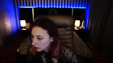 Snapshot of roxy_rayy chatting on 03-04-25, 08:27 roxy_rayy online show from 03-04-25, 08:27