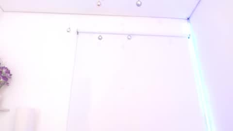 roxy_stone1 online show from 11-08-25, 07:23