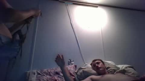 Snapshot of roxybcali chatting on 09-10-25, 12:38 Roxy and Brock online show from 09-10-25, 12:38