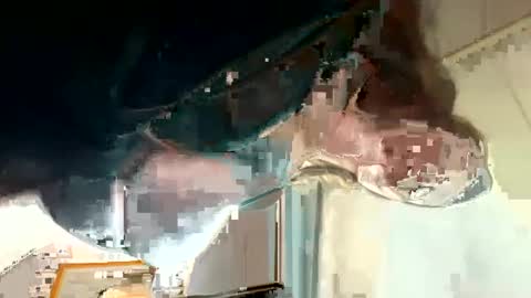 Snapshot of roxybcali chatting on 09-17-25, 07:59 Roxy and Brock online show from 09-17-25, 07:59