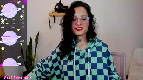roxy online show from 10-21-25, 08:09