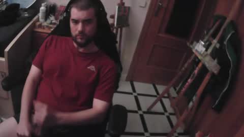 Snapshot of royer04 chatting on 09-30-25, 11:32 royer04 online show from 09-30-25, 11:32