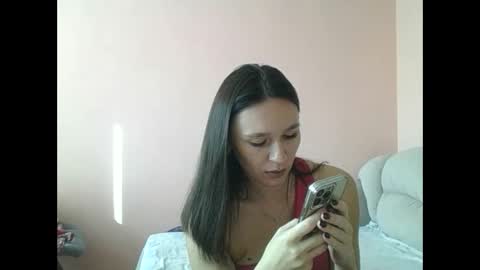 Snapshot of roza05x chatting on 10-15-25, 08:03 Roza05x online show from 10-15-25, 08:03