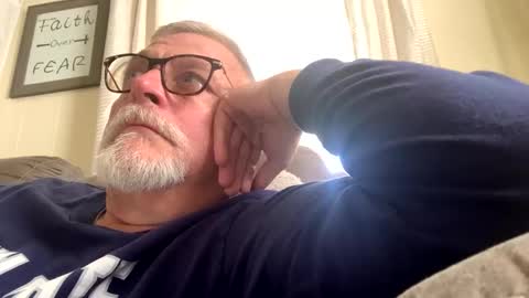 Snapshot of rs006 chatting on 10-02-25, 03:52 rs006 online show from 10-02-25, 03:52