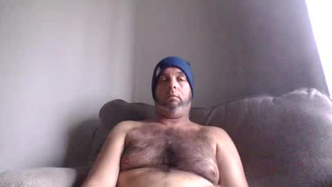 rubbingoneout714 online show from 01-05-25, 04:27