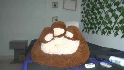 Snapshot of rubi_rouss chatting on 11-12-25, 03:40 rubi rouss instagran and X or tw FAV VIBES11 9 33 101 moan and explode my balls online show from 11-12-25, 03:40