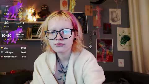 Rubi online show from 12-15-25, 10:03