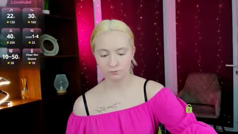 Snapshot of ruby_frost chatting on 12-15-25, 07:51 ruby frost online show from 12-15-25, 07:51