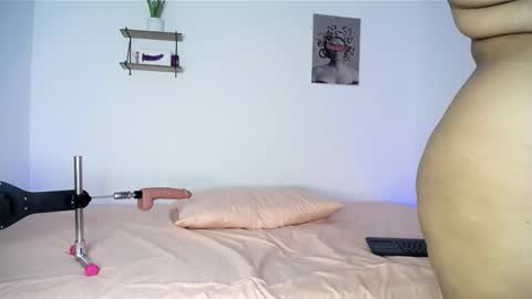 Snapshot of ruby_nic chatting on 09-10-25, 01:22 ruby_nic online show from 09-10-25, 01:22