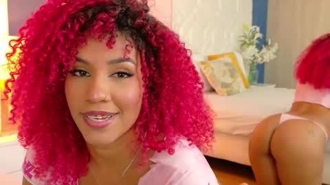 ruby_rogers_ online show from 11-20-25, 02:06