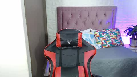 ruby_your_milf online show from 02-28-25, 09:44