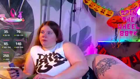 Snapshot of rubyvalen chatting on 10-25-25, 01:46 Ruby online show from 10-25-25, 01:46