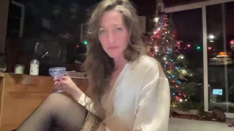 rubywavesback online show from 11-28-25, 06:27