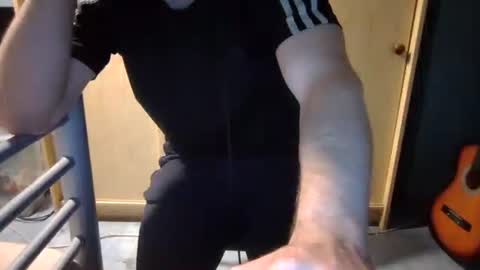 rugby_boy2000 online show from 09-29-25, 06:24