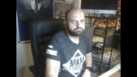 Ruggedrogue online show from 12-22-25, 03:36