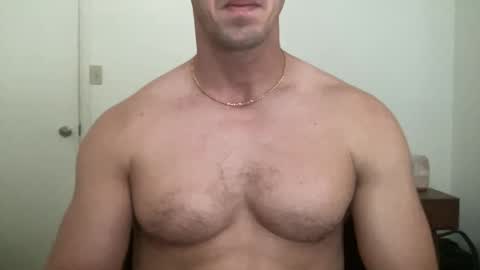 Snapshot of runfasterxo chatting on 12-31-24, 02:25 runfasterxo online show from 12-31-24, 02:25