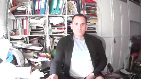 runner1978 online show from 12-12-24, 01:39