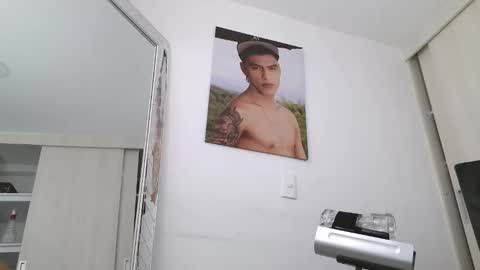  R U S S E L L  online show from 02-13-26, 07:54