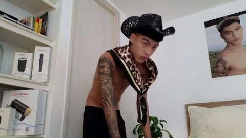  R U S S E L L  online show from 03-31-26, 10:21