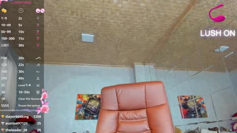 Ava online show from 12-26-24, 11:03
