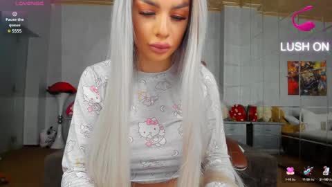 Ava online show from 02-25-25, 12:13