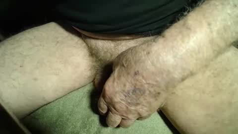 Snapshot of rustic69 chatting on 10-06-25, 05:27 rustic69 online show from 10-06-25, 05:27