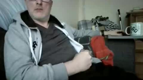 rusty69x online show from 11-04-25, 07:29