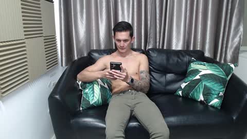 MillionDollarGuy online show from 01-11-25, 04:38
