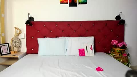 Ruth online show from 11-26-25, 01:12