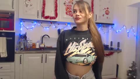 Snapshot of ruxandradanny chatting on 12-28-24, 03:26 ruxandradanny online show from 12-28-24, 03:26