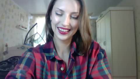 Snapshot of ruxashade chatting on 10-06-25, 11:07 ruxashade online show from 10-06-25, 11:07