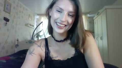 Snapshot of ruxashade chatting on 10-07-25, 11:18 ruxashade online show from 10-07-25, 11:18