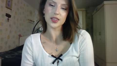 Snapshot of ruxashade chatting on 10-21-25, 12:17 ruxashade online show from 10-21-25, 12:17