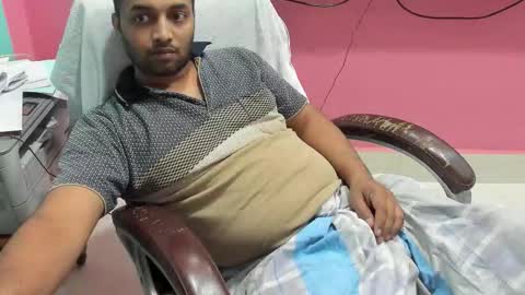 rwb17 online show from 11-19-25, 09:53