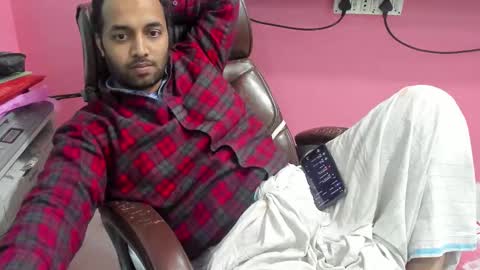 rwb17 online show from 12-15-25, 10:41