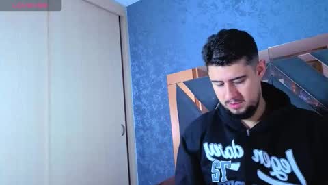 R Y A N online show from 11-11-25, 11:10