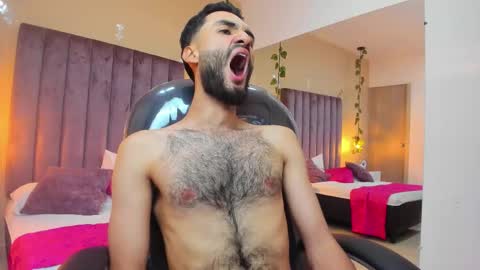 ryan_jackson_ online show from 11-29-25, 05:32