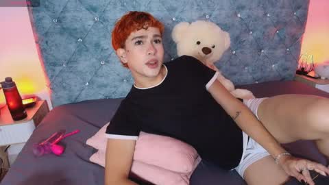 R Y A N   ON   F I R E online show from 04-15-26, 01:40