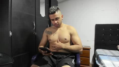 ryan_xc1 online show from 02-11-26, 03:11