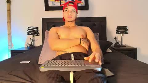 Snapshot of ryangreys01 chatting on 10-30-25, 03:08 Ryan online show from 10-30-25, 03:08